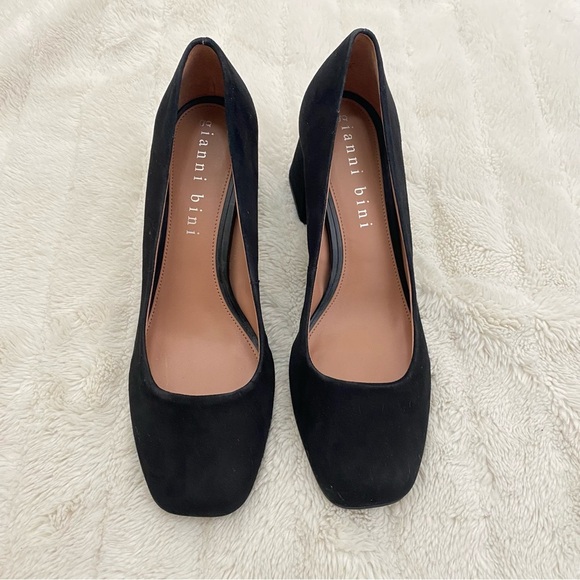 Gianni Bini Catallo Retro Black Suede Low Block Heels Pumps Size 9 - Picture 2 of 11